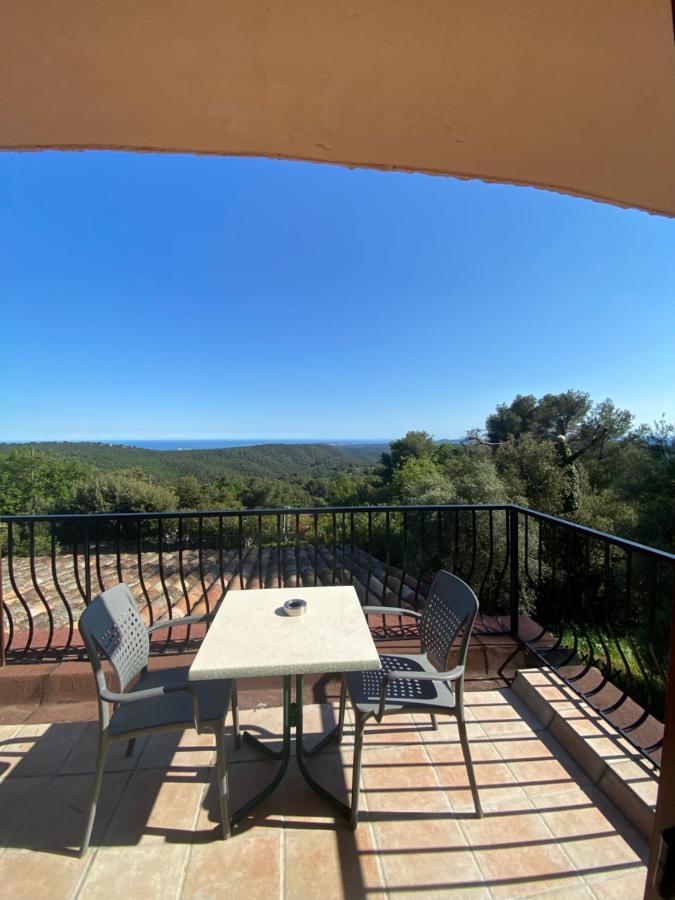 Hotel Les Belles Terrasses Tourrettes-sur-Loup Exterior foto