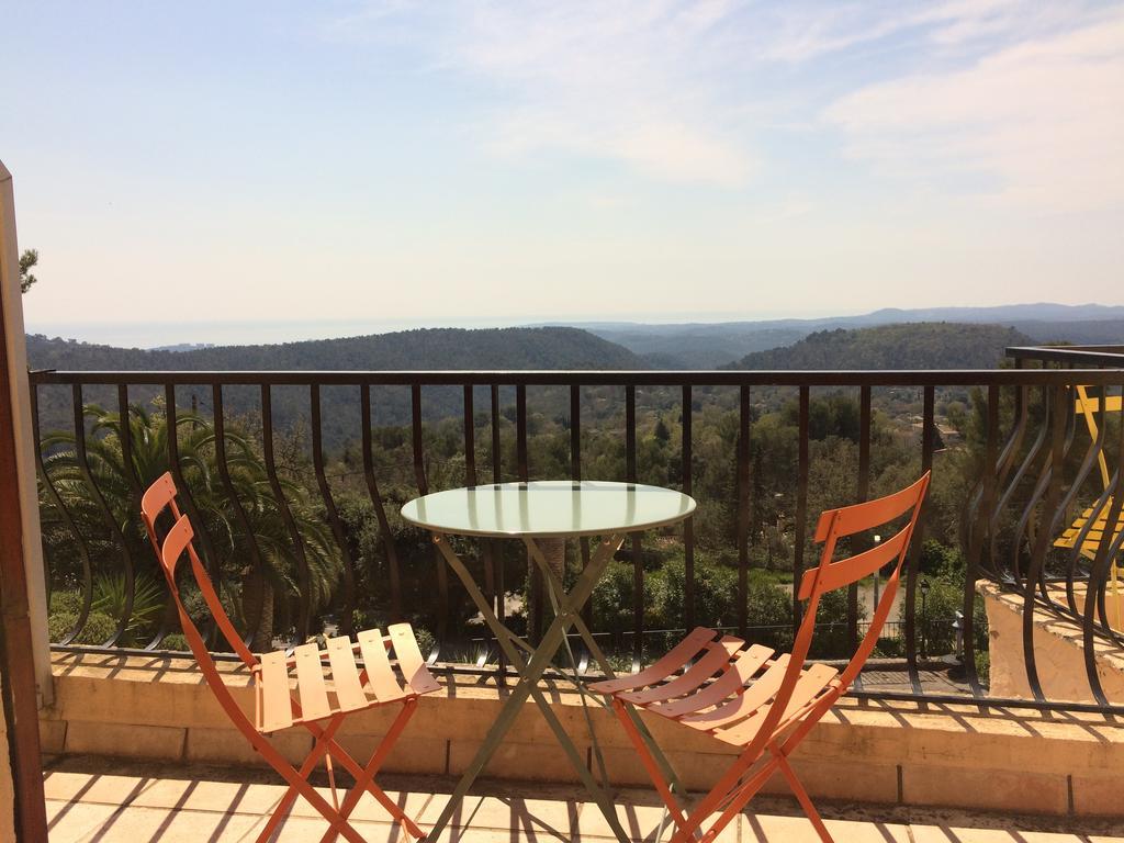 Hotel Les Belles Terrasses Tourrettes-sur-Loup Exterior foto
